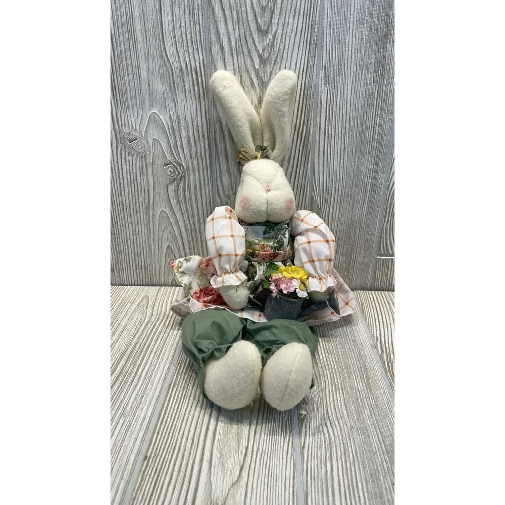 VTG Easter Bunny Shelf Sitter Rabbit Ceramic Head Hands + Ceramic Bunnies Figure